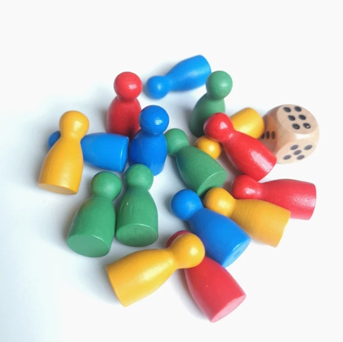 100 Pcs Colorful Wooden Chess  - Board Game Impostor 评论和价格