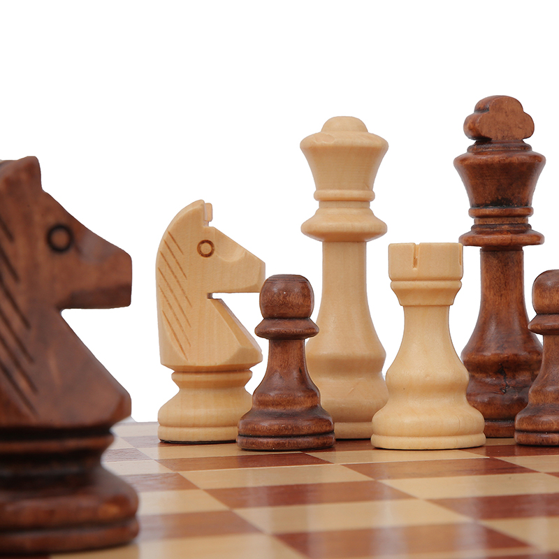32 Pieces Wooden Chess King He - Magnetic Travel Chess 评论和价格