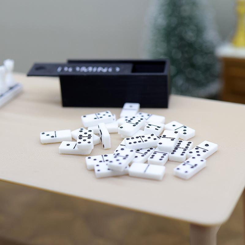 1 Set 1:12 Dollhouse Accessori - Board Game Monopoli 评论和价格